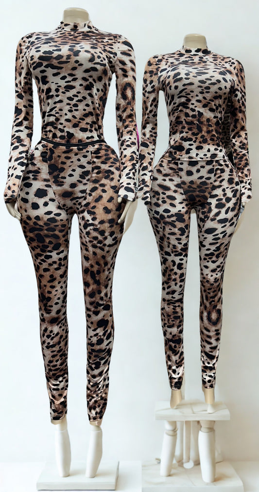 CHEETAH TWO PIECE PANTS SET